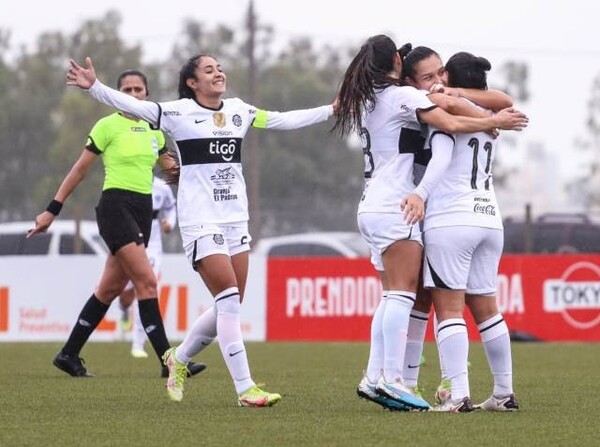 Olimpia sumó de a tres - APF