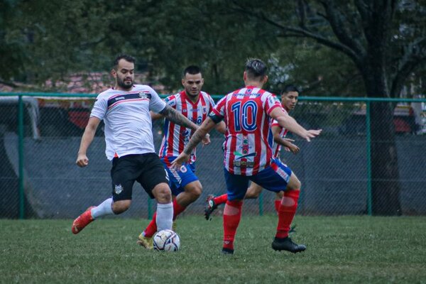 General Díaz lo da vuelta y sigue en lo más alto de la B