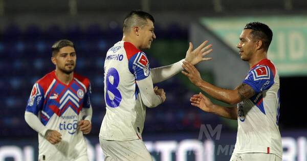 La Nación / Cerro cumplió defendiendo una corta ventaja