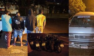 Manifestantes rompen vehículo en Franco y son detenidos