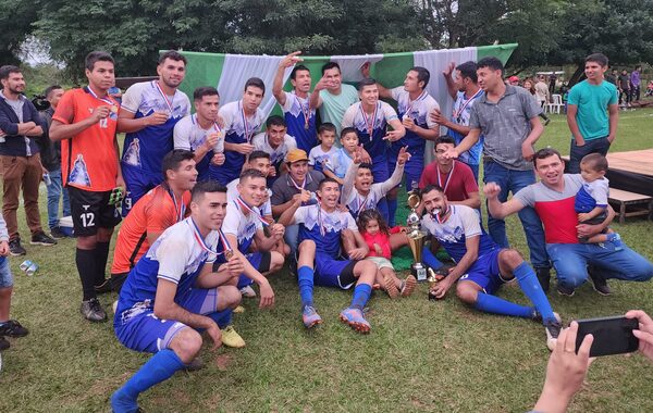 Club 8 de diciembre de Peguajhomi es campeón de la Liga Rural Agrícola