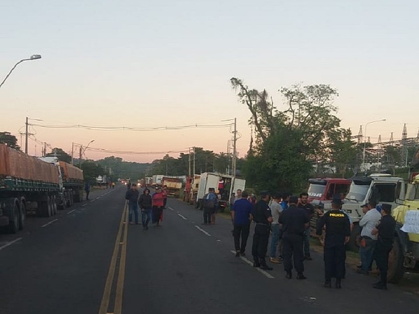 Camioneros inician presión para aclarar resultados electorales - La Tribuna