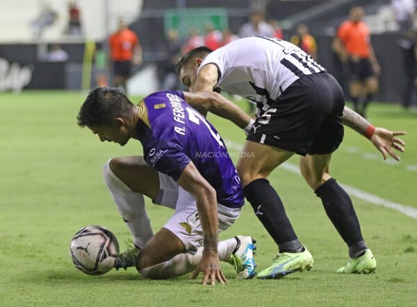 Versus / Ante el necesitado Tacuary, Libertad buscará alejarse de vuelta de Cerro Porteño