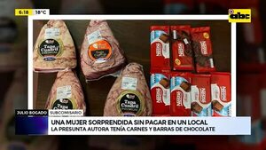 Video: Una mujer sorprendida sin pagar en un local - ABC Noticias - ABC Color