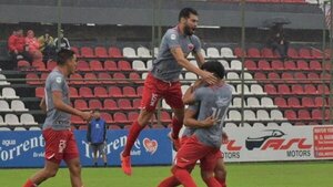 Fernando de la Mora se mete en la lucha