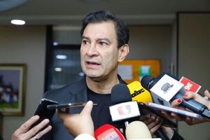 “Lo de Efraín es nada más que cumplir con un papel de hazmerreír” | 1000 Noticias