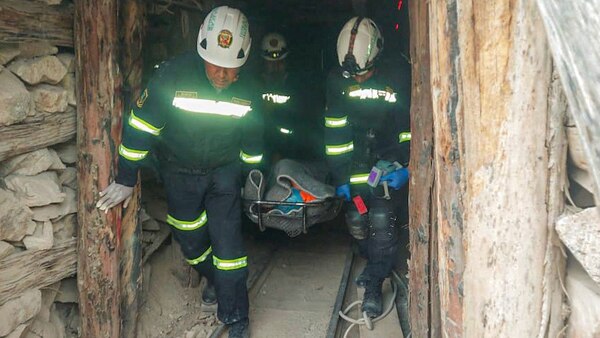 Diario HOY | Recuperan 27 cuerpos de los trabajadores fallecidos en una mina en Perú