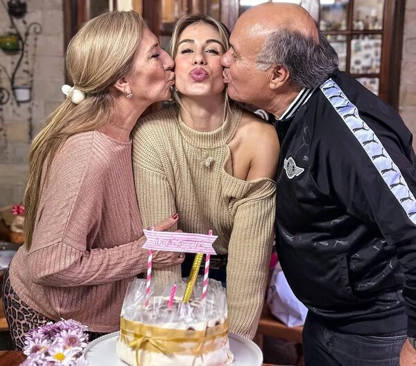 Jessica Torres celebró su último cumple de soltera - Gente - ABC Color