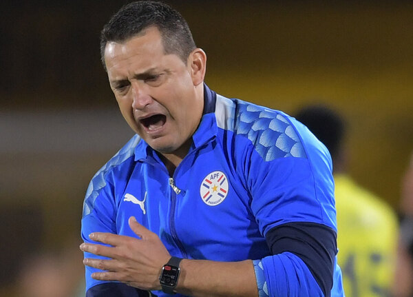 Versus / El equipo paraguayo que buscó a Aldo Bobadilla