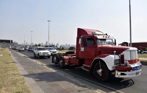 Camioneros también piden apertura del sobre 4 de actas electorales