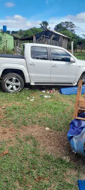 Vehiculo denunciado como robado fue hallado en Hernandarias - Noticde.com