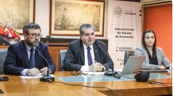 Déficit anualizado sube a 3,5%, salarios absorben 72% de ingresos y fuerte inversión en mes de elecciones - Economía - ABC Color