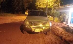 Abandonaron vehículo robado en Luque •