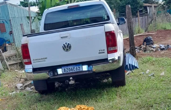 Cae una mujer con una camioneta robada a un militar en Alto Paraná - Noticiero Paraguay