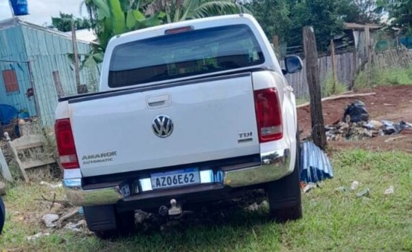 Recuperan camioneta robada a policía brasileño y detienen a una mujer