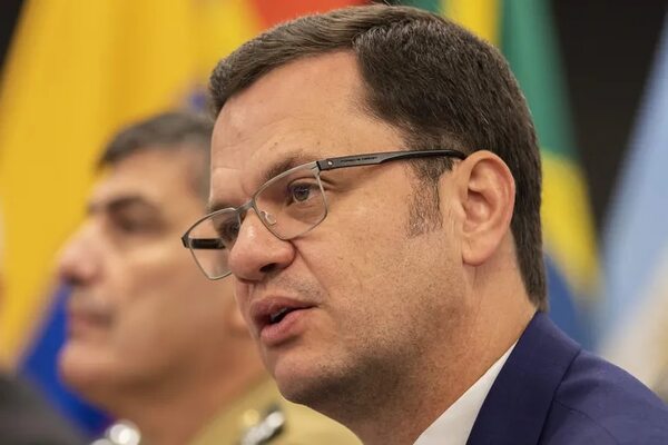 Exministro de Bolsonaro detenido declara ante la Policía y niega acciones golpistas - Mundo - ABC Color