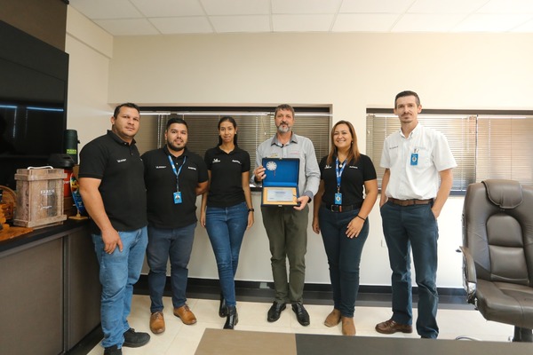 Líder Express fue reconocida como empresa sobresaliente del programa Automaq Te Cuida