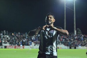 Santaní, el único líder - Fútbol de Ascenso de Paraguay - ABC Color