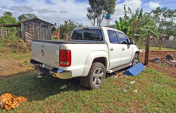 Policía Militar es asaltado y despojado de su celular, R$ 3.000 y su camioneta - La Clave
