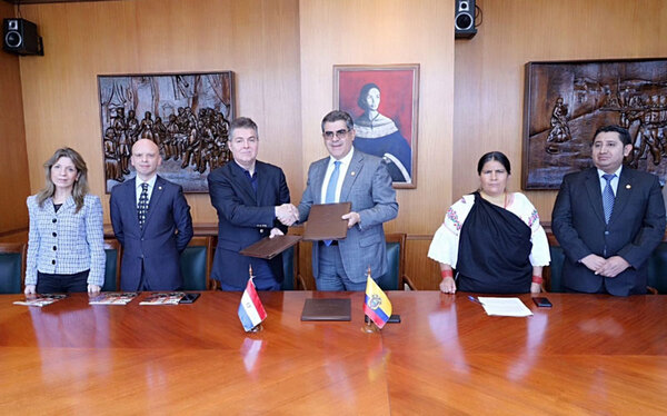 Paraguay y Ecuador acuerdan alianza en comunicación, cultura e intercambio académico - .::Agencia IP::.