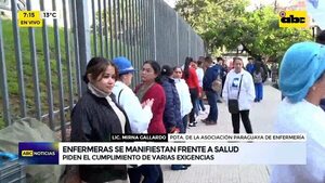 Video: Enfermeros se manifiestan  - ABC Noticias - ABC Color