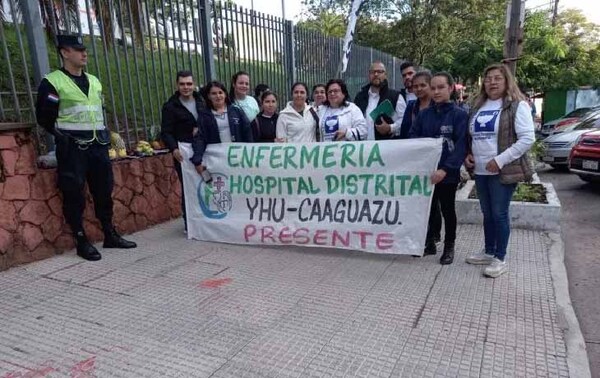 Enfermeros se movilizan exigiendo mejores condiciones laborales – Prensa 5