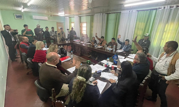 Con voto Colorado aprueban Ejecución Presupuestaria de ‘Papu’ Ríos - OviedoPress