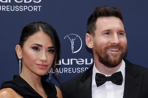 Leo Messi y Antonela Roccuzzo, elegantísimos en los Premios Laureus  - Gente - ABC Color