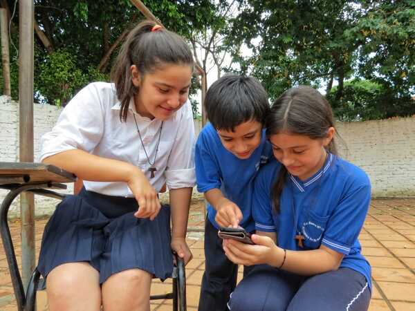 MEC ofrece becas para estudiantes de escasos recursos del tercer ciclo y educación media - .::Agencia IP::.