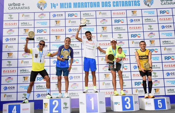 Derlys Ayala gana media maratón en Brasil - ADN Digital