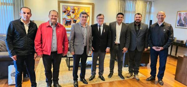Diputados electos y líderes de Cordillera se reúnen con Duarte Frutos