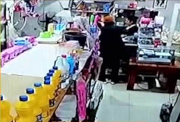 Despensa fue presuntamente asaltada en Mariano Roque Alonso - C9N
