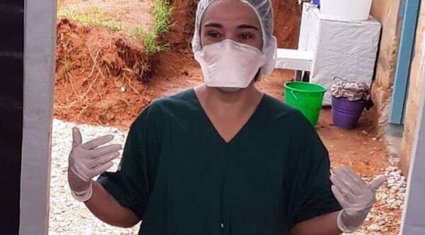 Médica se va del país tras chocar contra burocracia y el ‘péichante’