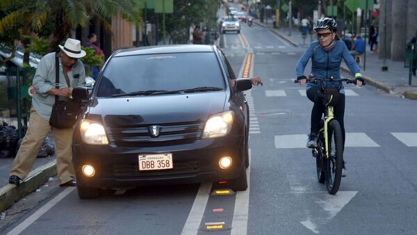 Tanto para nada: Ahora usan bicisenda de Palma como un estacionamiento más