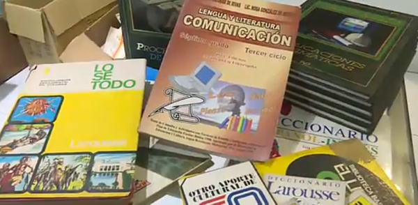 ''Ñamoñe´ẽ'': Aguardamos tu donación de libros - SNT