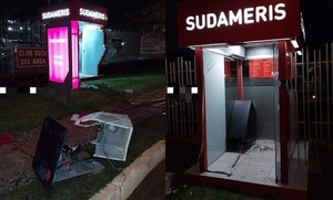 Falsos policías roban cajero automático en Ciudad del Este - Noticiero Paraguay