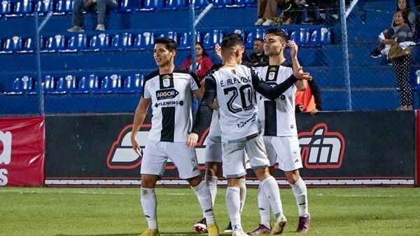 Tacuary sigue "con la soga al cuello"