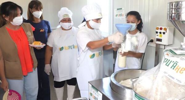 Unas 25.000 familias fueron beneficiadas con centros de procesamiento de soja