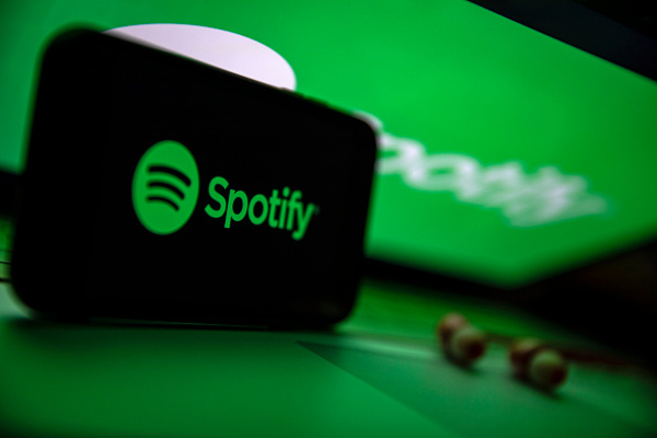 Diario HOY | Spotify elimina miles de canciones que fueron generadas por inteligencia artificial