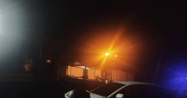 La Nación / Roban un auto y dinero en efectivo a punta de arma de fuego en Itapúa