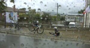 Un perro generó la caída de Remco Evenepoel en el Giro de Italia | OnLivePy