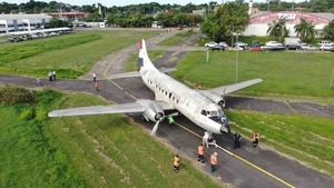 Presentarán oficialmente avión de LAP restaurado a iniciativa de Marcelo Pecci | 1000 Noticias