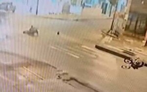 Doble choque a motociclista deja como saldo una víctima fatal y otra gravemente herida en Asunción – Prensa 5