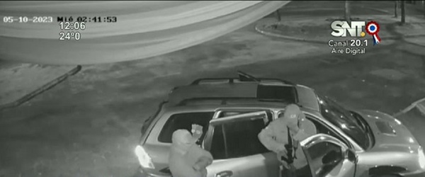 Falsos policías se llevaron dinero de un cajero en Ciudad del Este - SNT