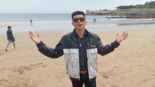 Alder Alcides compuso una polca sobre su gira en España