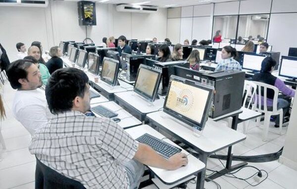 Oposición desliga a sus técnicos informáticos por no hallar “gran fraude”, y contrata a terceros