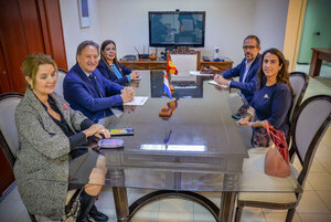 Vicecanciller repasó agenda con nuevo coordinador de agencia española en Paraguay - .::Agencia IP::.