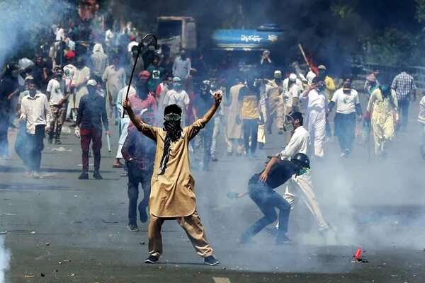 Violentas protestas dejan ocho muertos y centenares de heridos en Pakistán - Mundo - ABC Color