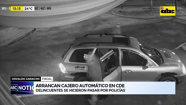 Video: Arrancan cajero automático en CDE - ABC Noticias - ABC Color