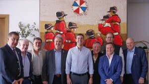 Gremios prometen “colocar el hombro” para lograr las metas del presidente electo - ADN Digital